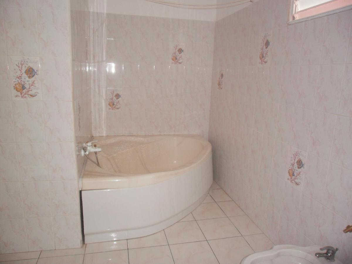 Villa Grandes Pieces Petit-Bourg Ngoại thất bức ảnh